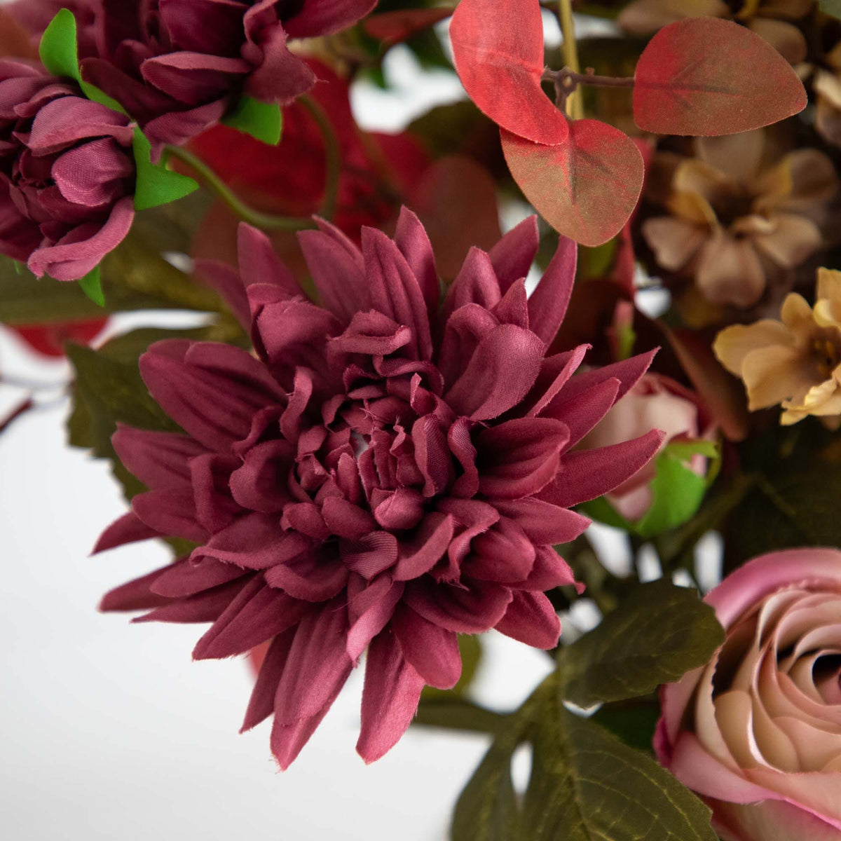🥂 Gift-Worthy | Charming Floral Garden Delight | Timeless Artificial Arrangement