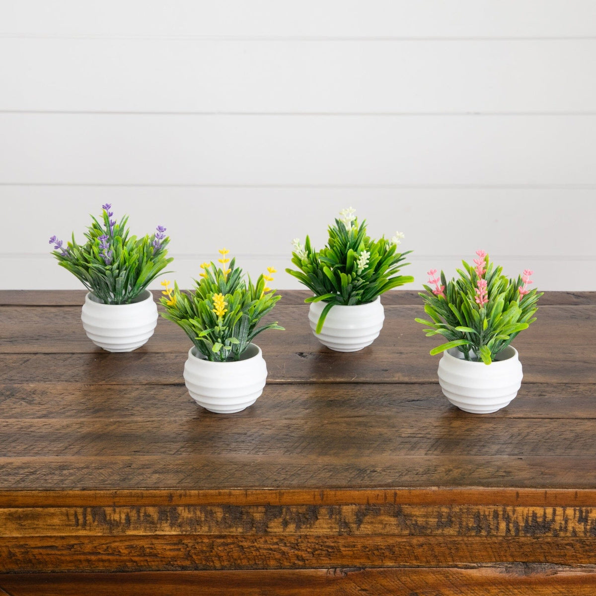 🦋 Gift-Worthy | Classic Lavender Bloom Display | Timeless Artificial Arrangement